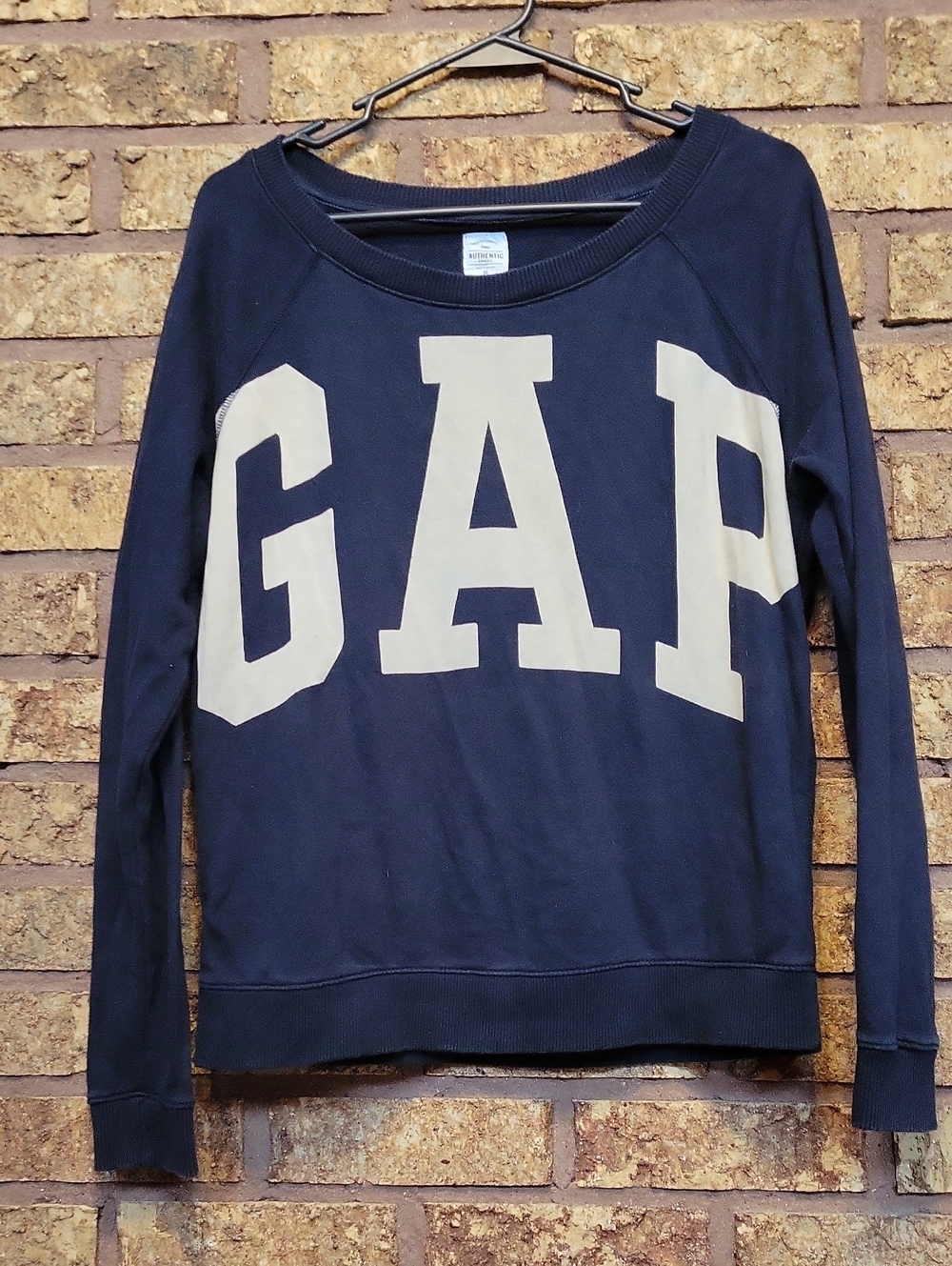 GAP Navy Graphic Long Sleeve Sweatshirt Cotton Size Medium Cozy Casual